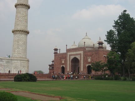 Taj Mahal Guesthouse1